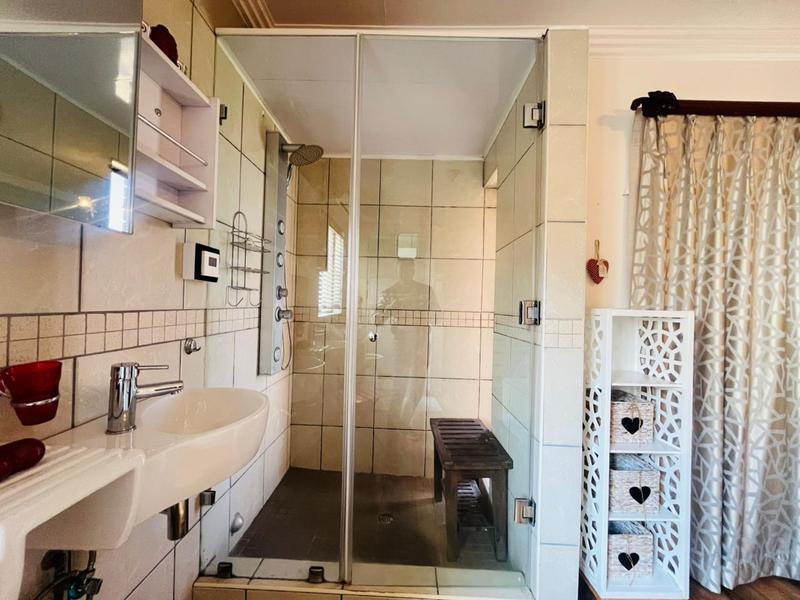 5 Bedroom Property for Sale in Bronkhorstspruit Gauteng