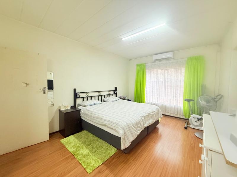 2 Bedroom Property for Sale in Vanderbijlpark CE Gauteng