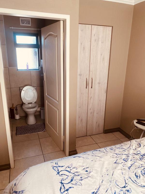 To Let 2 Bedroom Property for Rent in Amberfield Gauteng