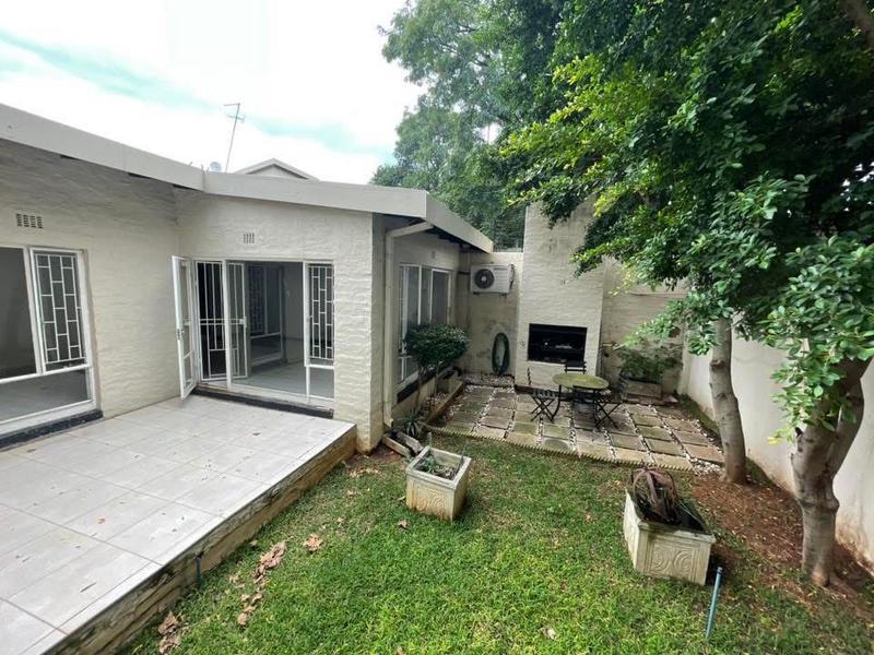 2 Bedroom Property for Sale in Sandown Gauteng