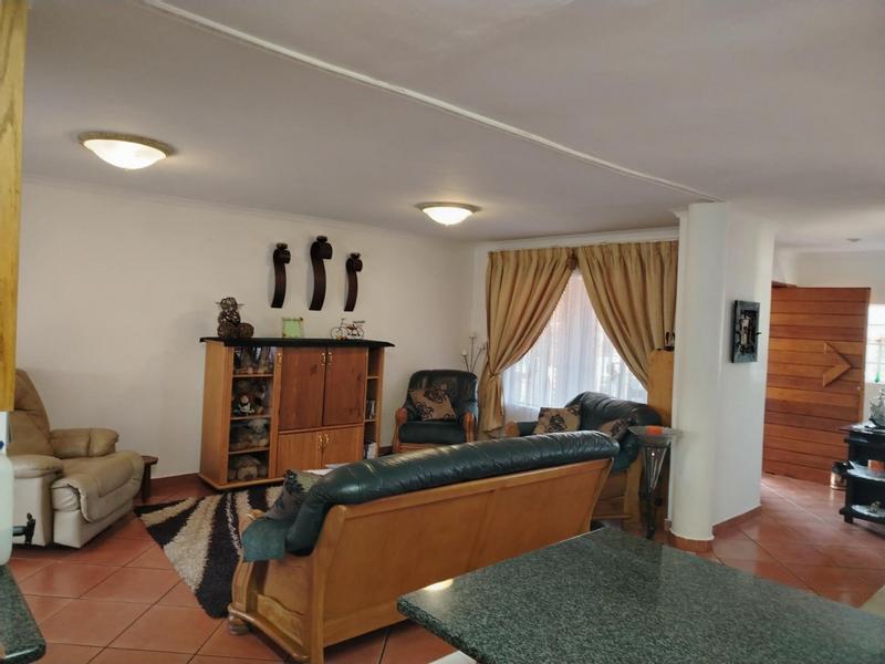 To Let 4 Bedroom Property for Rent in Rooihuiskraal North Gauteng