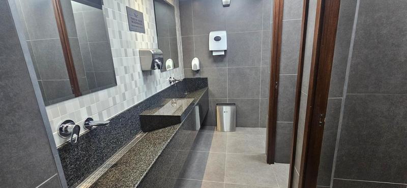 To Let commercial Property for Rent in Midridge Park Gauteng