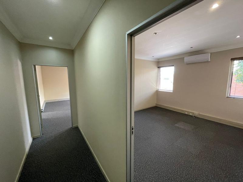 Commercial Property for Sale in Die Hoewes Gauteng