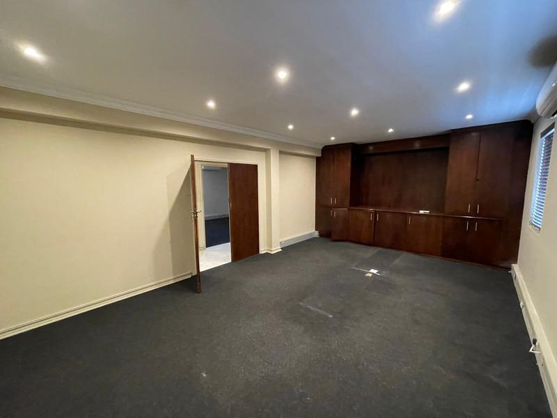 Commercial Property for Sale in Die Hoewes Gauteng