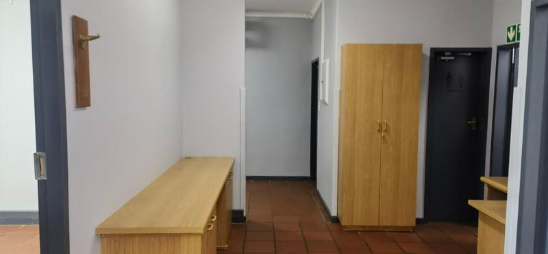 To Let commercial Property for Rent in Die Hoewes Gauteng