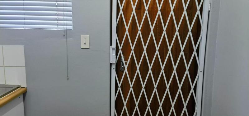 To Let commercial Property for Rent in Die Hoewes Gauteng