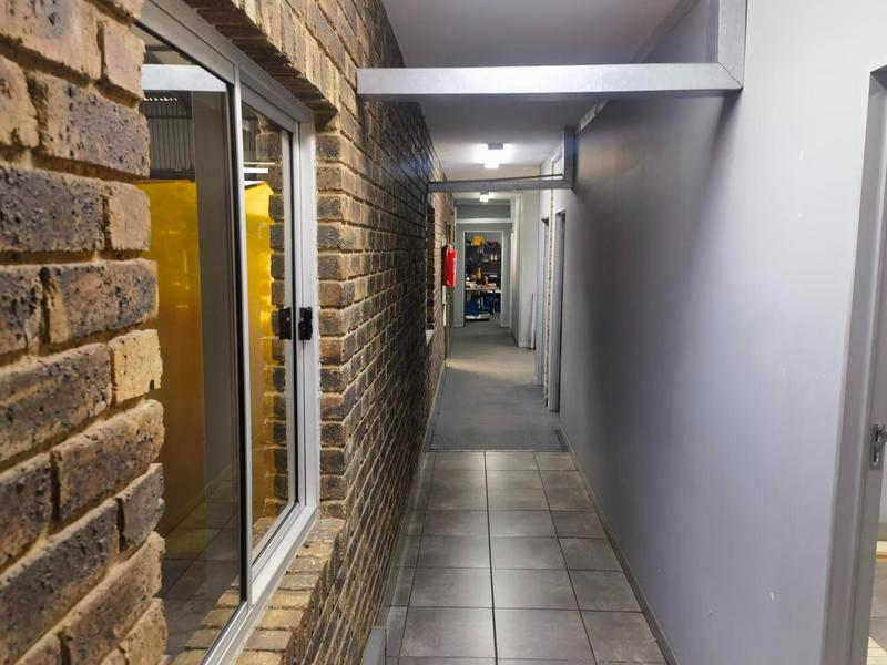 To Let commercial Property for Rent in N4 Gateway Industrial Park Gauteng