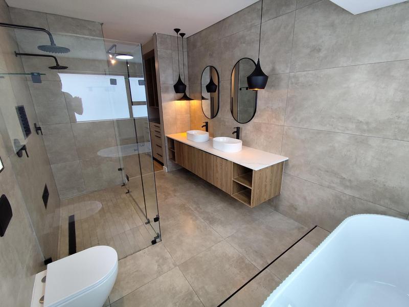 4 Bedroom Property for Sale in Midstream Estate Gauteng