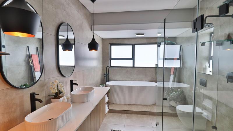 4 Bedroom Property for Sale in Midstream Estate Gauteng