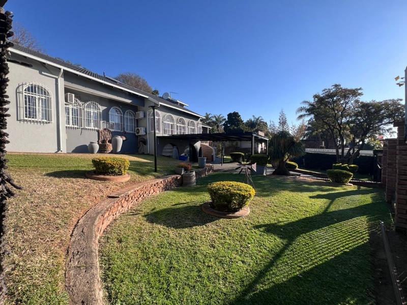 4 Bedroom Property for Sale in Magalieskruin Gauteng