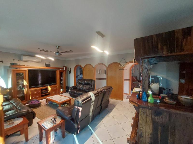 4 Bedroom Property for Sale in Magalieskruin Gauteng