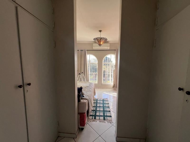 4 Bedroom Property for Sale in Magalieskruin Gauteng