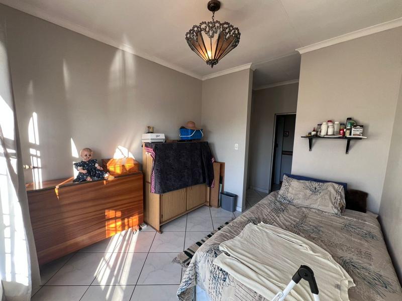 4 Bedroom Property for Sale in Magalieskruin Gauteng