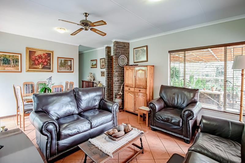 3 Bedroom Property for Sale in Sinoville Gauteng