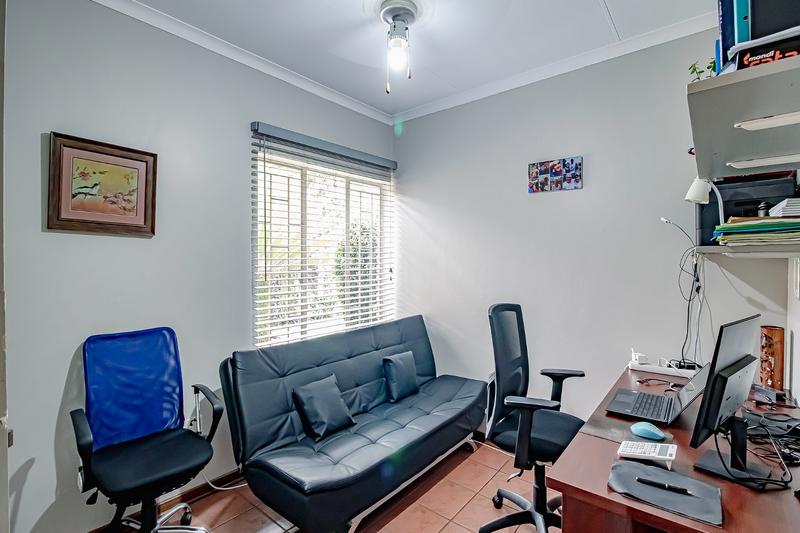 3 Bedroom Property for Sale in Sinoville Gauteng