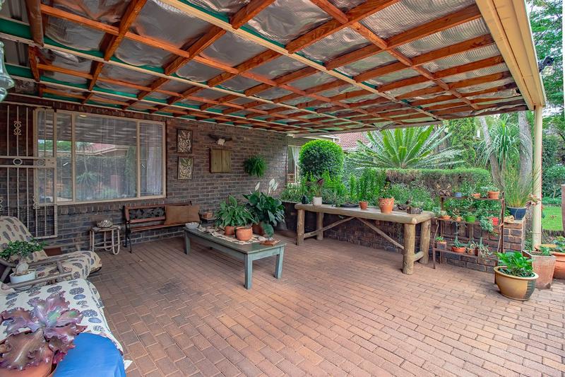 3 Bedroom Property for Sale in Sinoville Gauteng