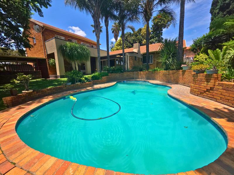 5 Bedroom Property for Sale in Terenure Gauteng
