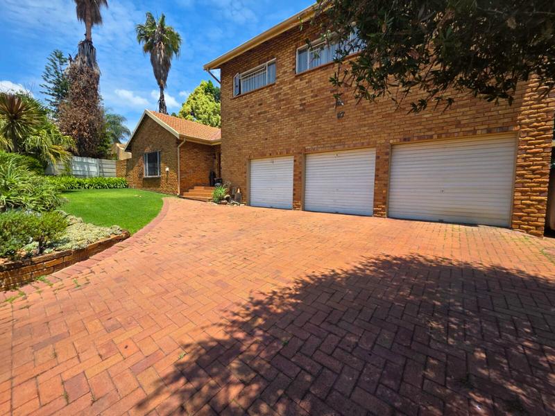 5 Bedroom Property for Sale in Terenure Gauteng