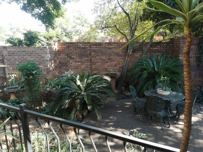To Let 2 Bedroom Property for Rent in Ashlea Gardens Gauteng