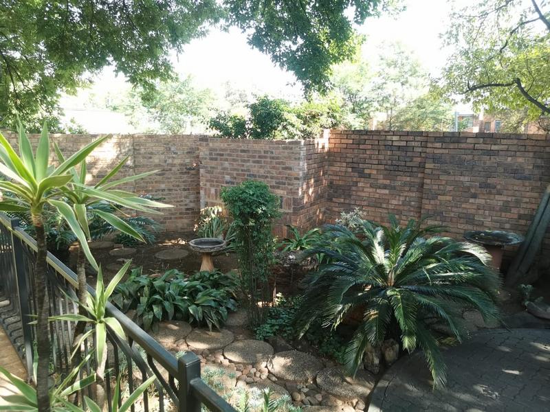 To Let 2 Bedroom Property for Rent in Ashlea Gardens Gauteng