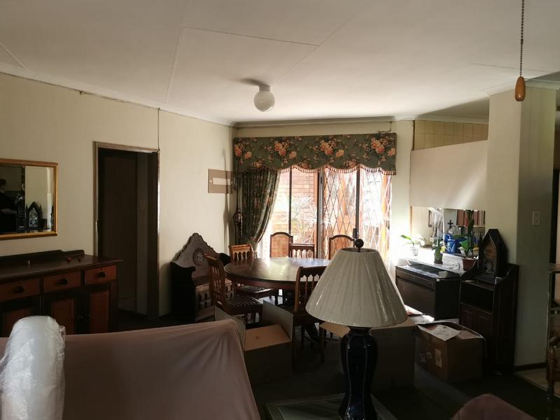 To Let 2 Bedroom Property for Rent in Ashlea Gardens Gauteng