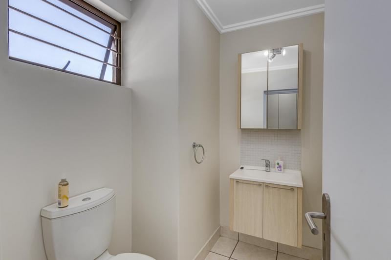 1 Bedroom Property for Sale in Paulshof Gauteng