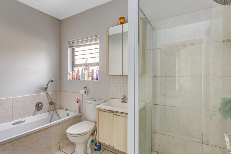 1 Bedroom Property for Sale in Paulshof Gauteng