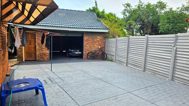 3 Bedroom Property for Sale in Chantelle Gauteng