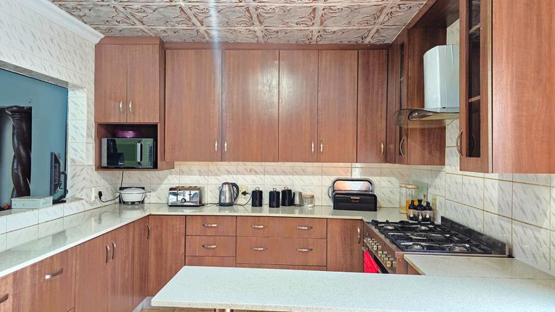 3 Bedroom Property for Sale in Chantelle Gauteng