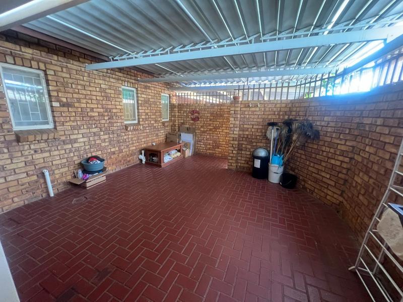 2 Bedroom Property for Sale in Clarina Gauteng