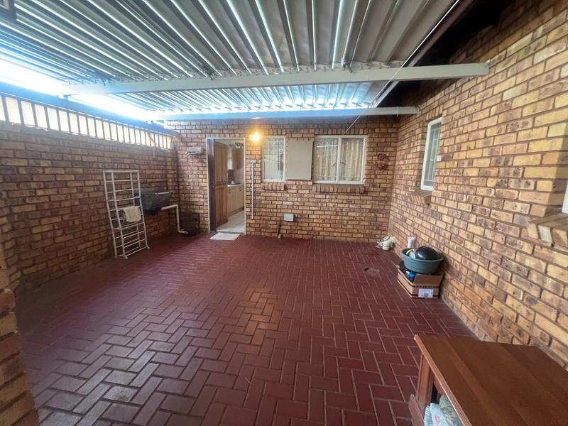 2 Bedroom Property for Sale in Clarina Gauteng