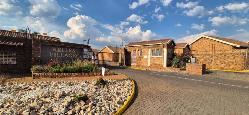 To Let 2 Bedroom Property for Rent in Eldoraigne Gauteng