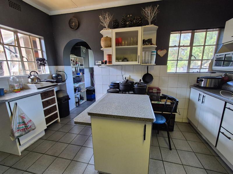 3 Bedroom Property for Sale in Brackendowns Gauteng