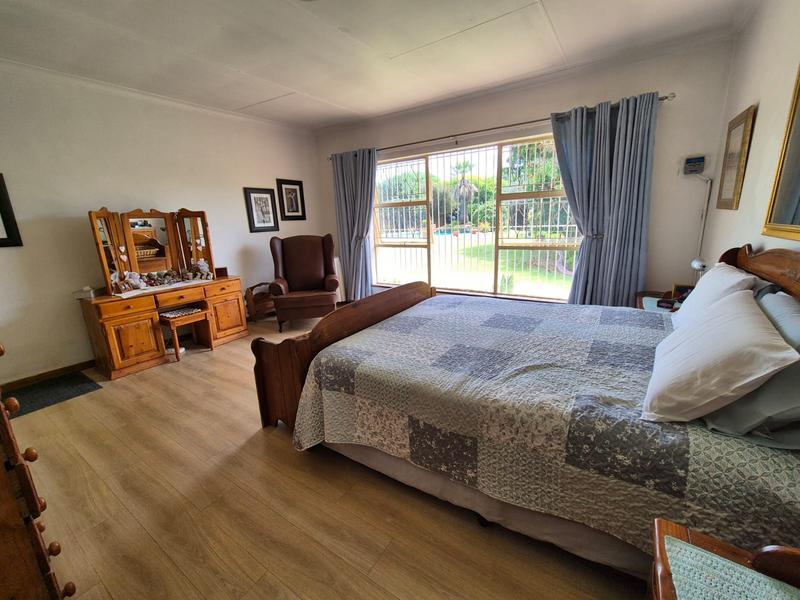 4 Bedroom Property for Sale in Brackenhurst Gauteng