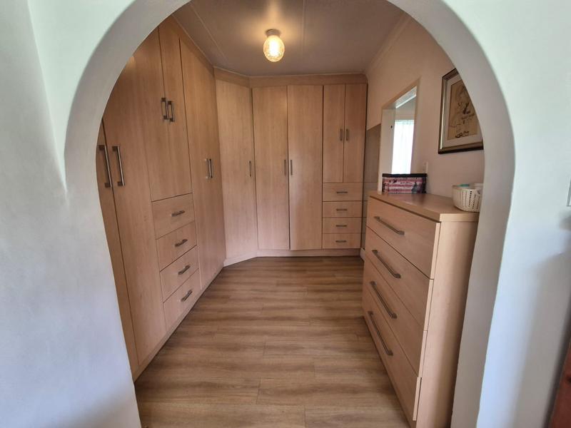 4 Bedroom Property for Sale in Brackenhurst Gauteng