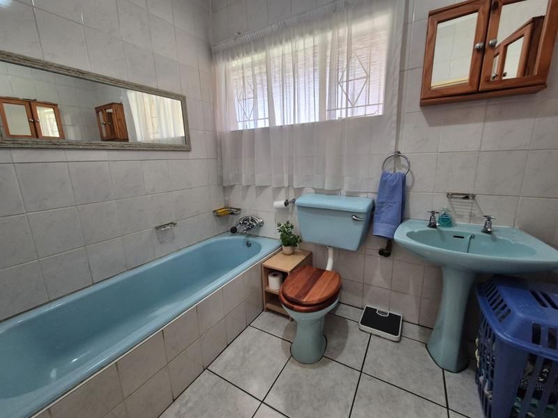 4 Bedroom Property for Sale in Brackenhurst Gauteng