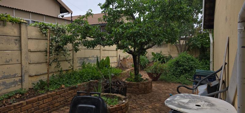 3 Bedroom Property for Sale in Tulisa Park Gauteng