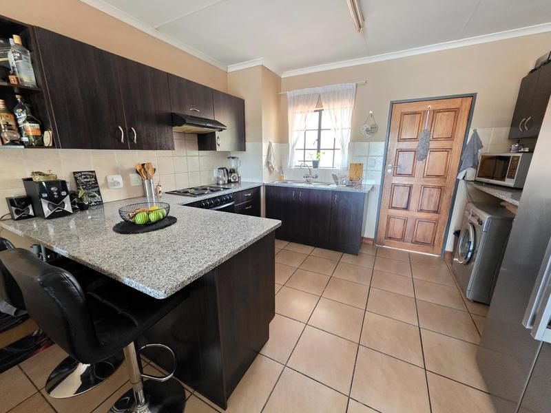 2 Bedroom Property for Sale in Golf Park Gauteng