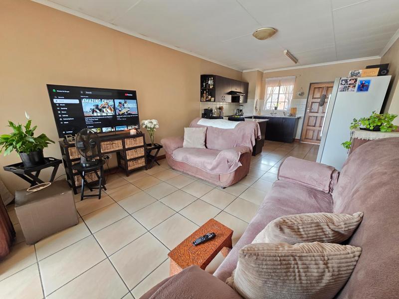 2 Bedroom Property for Sale in Golf Park Gauteng