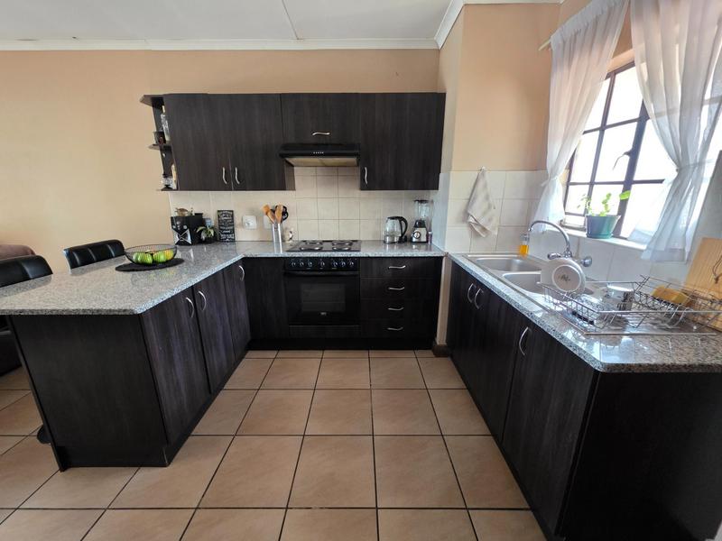 2 Bedroom Property for Sale in Golf Park Gauteng