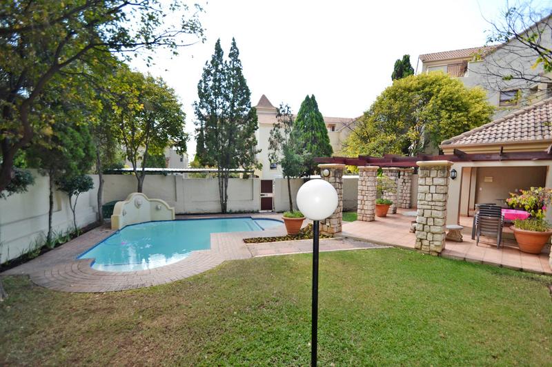 2 Bedroom Property for Sale in Morningside Gauteng