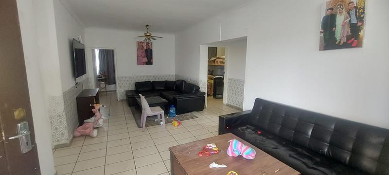 2 Bedroom Property for Sale in Laudium Gauteng