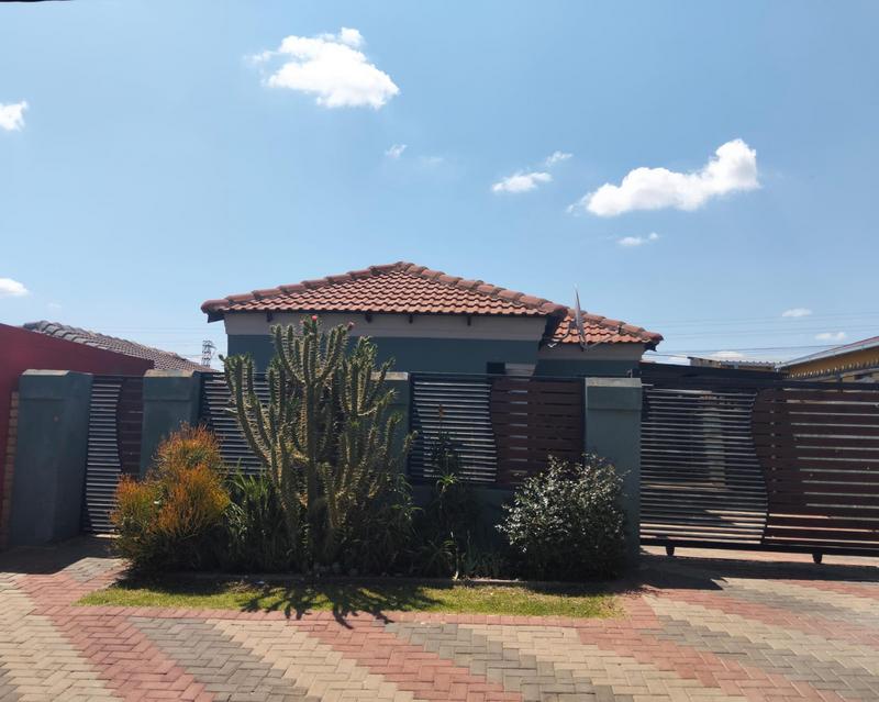 3 Bedroom Property for Sale in Esselenpark Gauteng