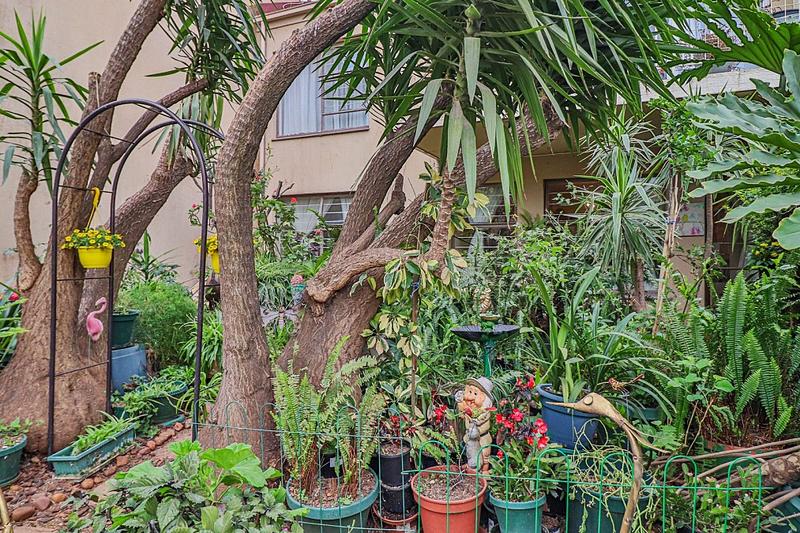 2 Bedroom Property for Sale in Bedford Gardens Gauteng