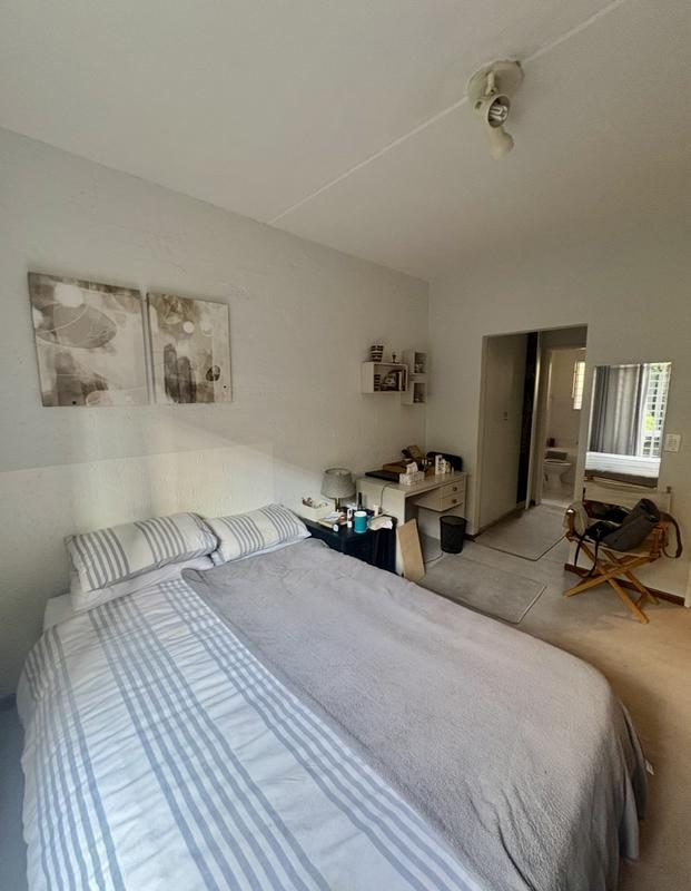 2 Bedroom Property for Sale in Glenhazel Gauteng