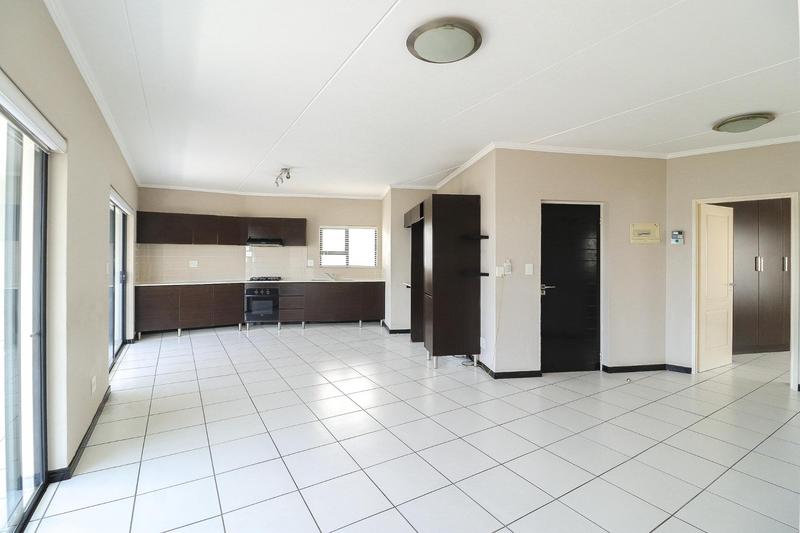 2 Bedroom Property for Sale in Greenstone Hill Gauteng