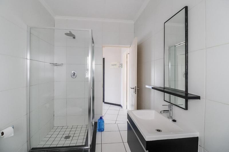 2 Bedroom Property for Sale in Greenstone Hill Gauteng