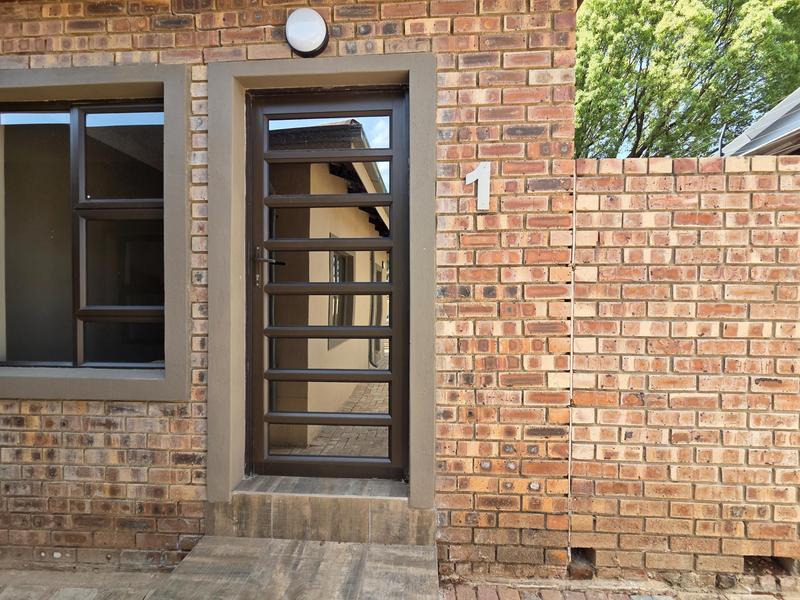 To Let 2 Bedroom Property for Rent in Erasmia Gauteng