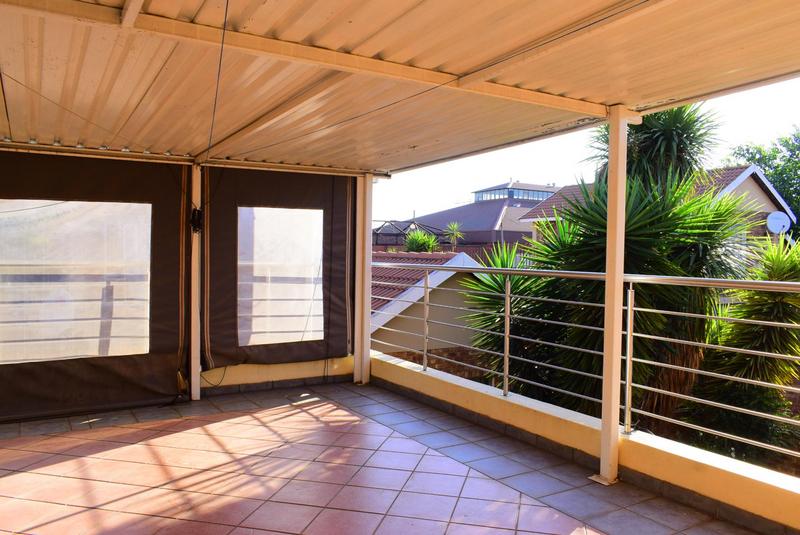 3 Bedroom Property for Sale in Edleen Gauteng