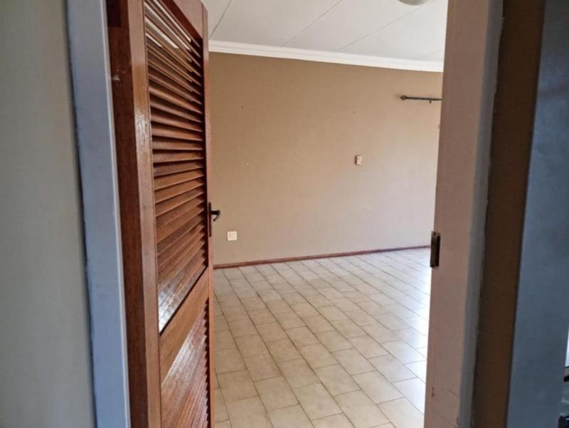 To Let 4 Bedroom Property for Rent in Gallo Manor Gauteng